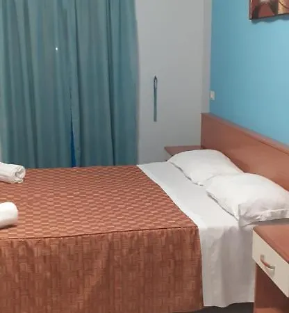 Ξενοδοχείο με διαμερίσματα Kassiopea Μεσίνα