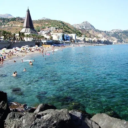 Kassiopea Giardini-Naxos